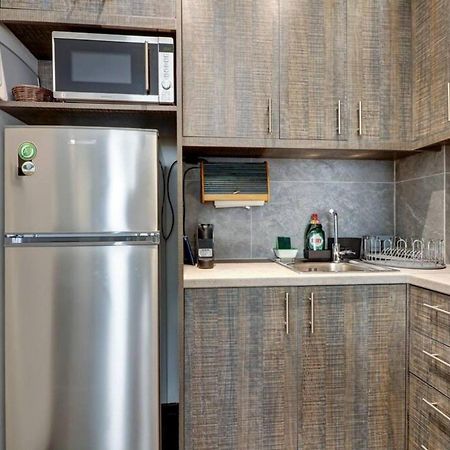 Classy And Stylish Apartment Next To Hilton Atena Exterior foto