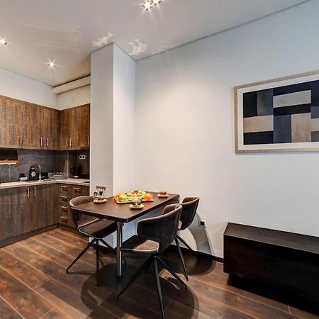 Classy And Stylish Apartment Next To Hilton Atena Exterior foto
