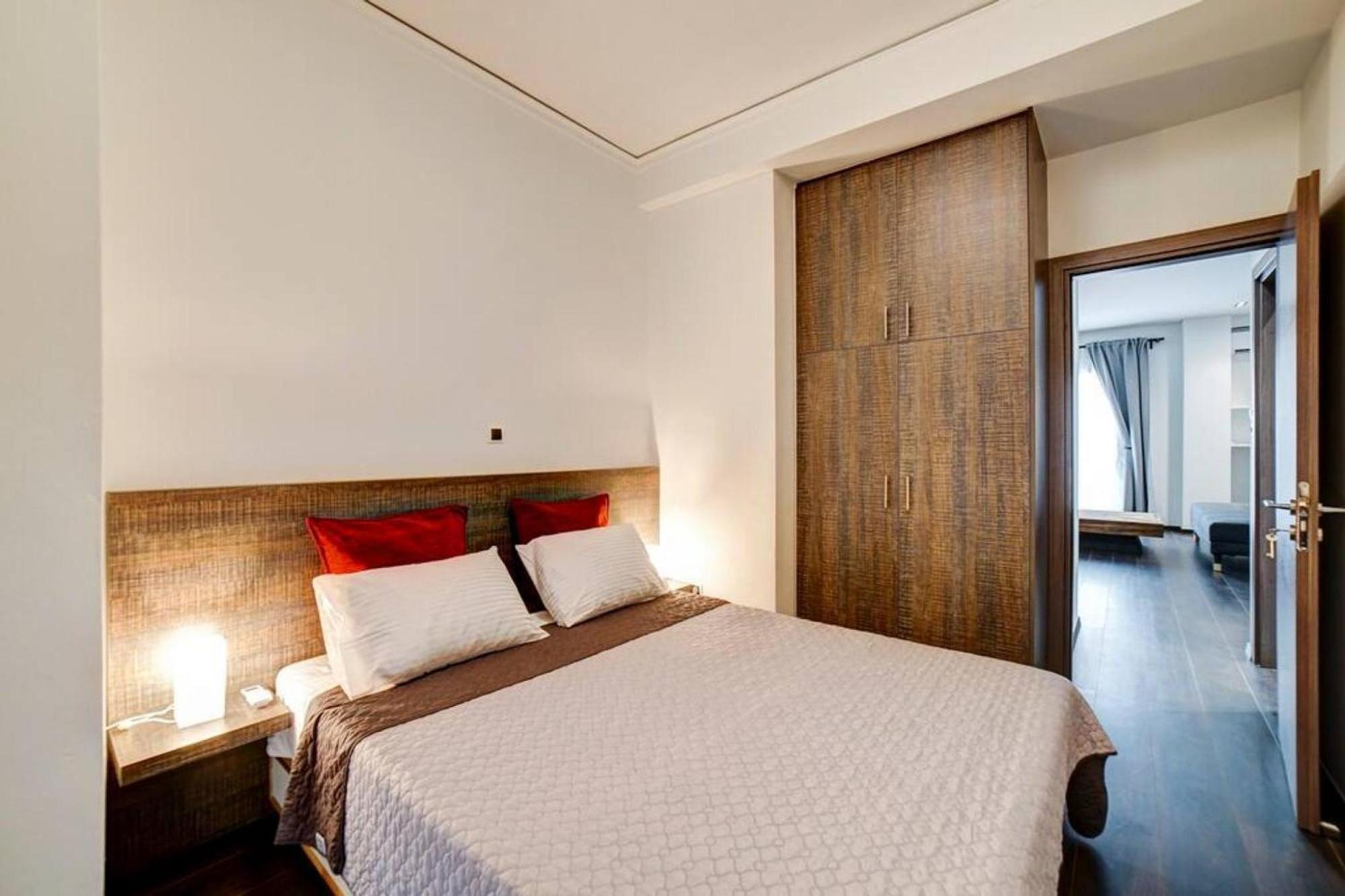 Classy And Stylish Apartment Next To Hilton Atena Exterior foto