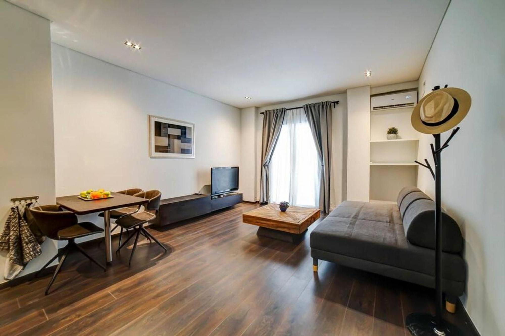 Classy And Stylish Apartment Next To Hilton Atena Exterior foto