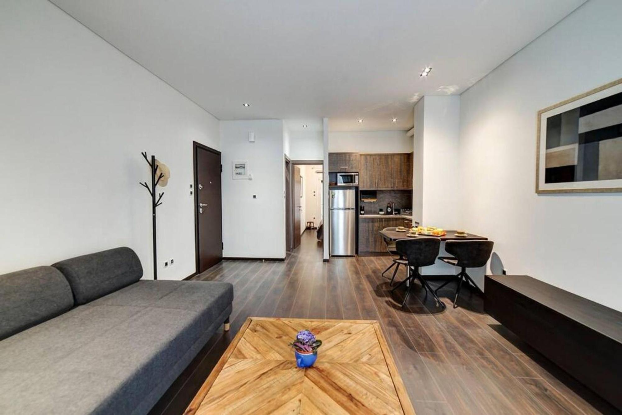 Classy And Stylish Apartment Next To Hilton Atena Exterior foto